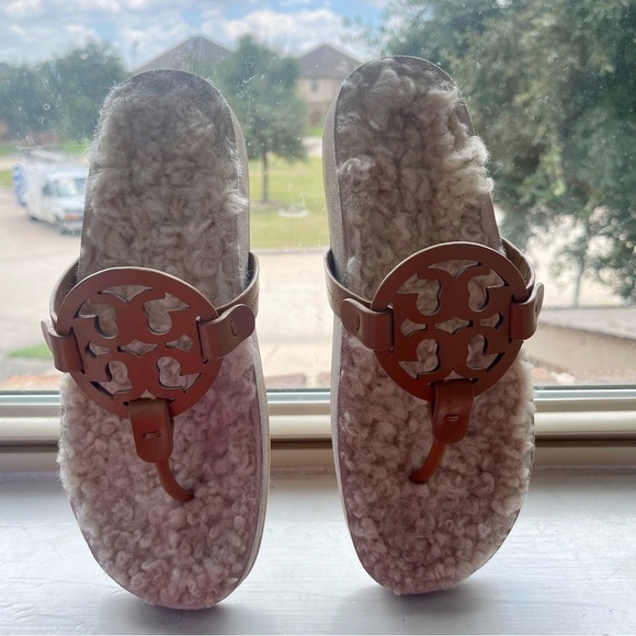 Tory Burch Miller Cloud Shearling Leather Sandal Caramel Corn,size7 ,BNIB, $268 - Picture 3 of 9